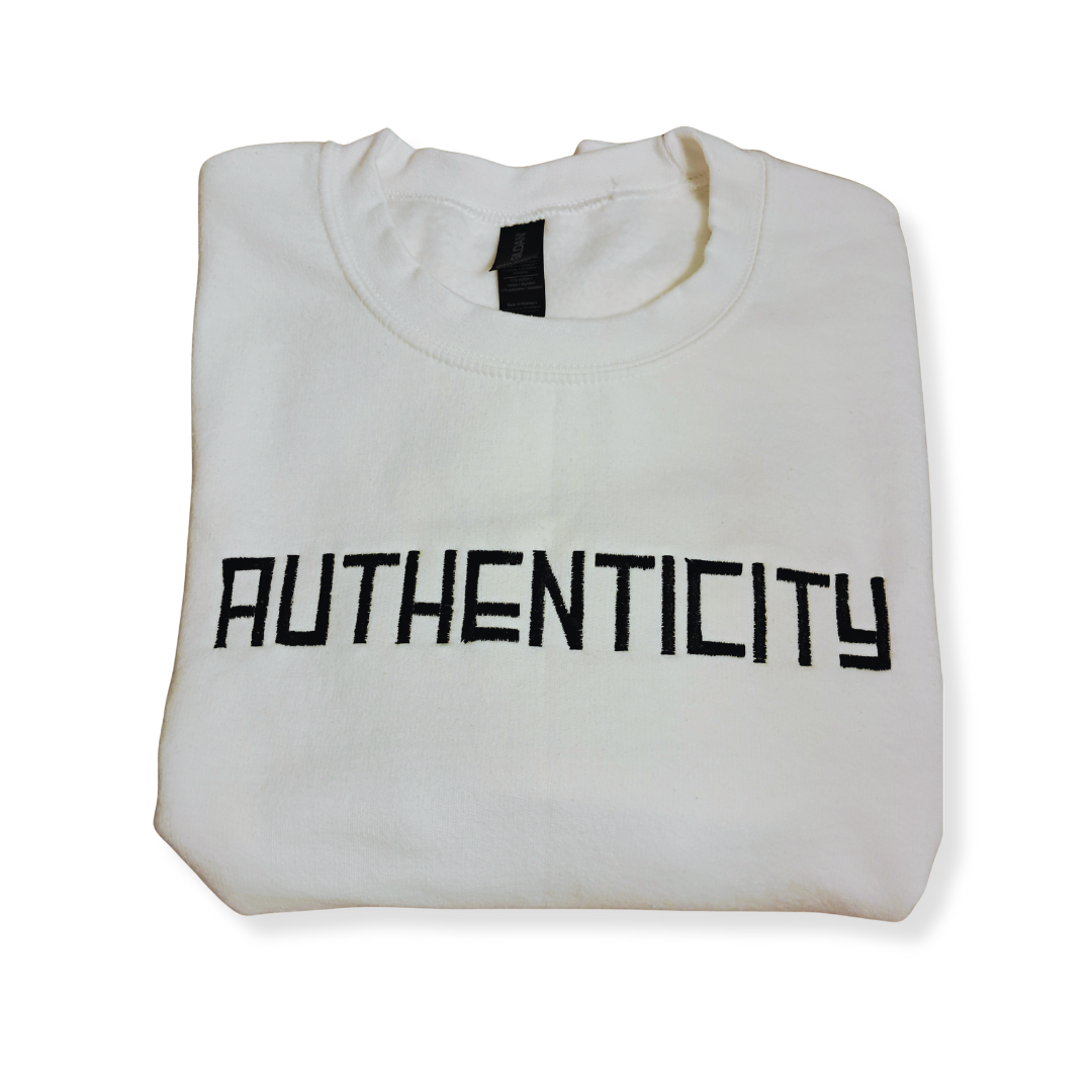 Embroidered "Authenticity" Crew neck (white)